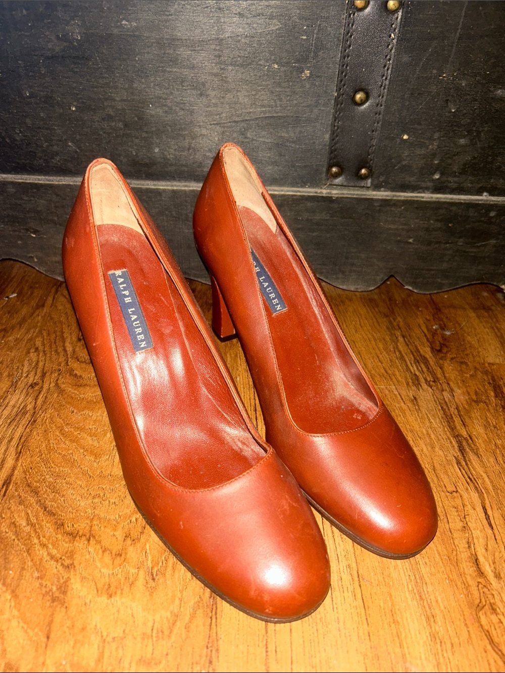 Vintage Ralph Lauren Brown Leather Round-Toe Pumps